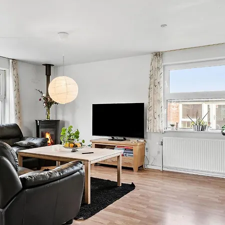 4 Bedroom Beautiful In